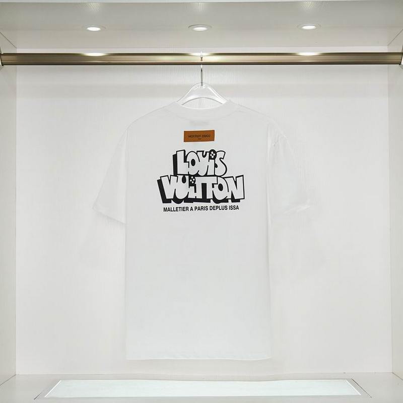 Louis Vuitton Men's T-shirts 699